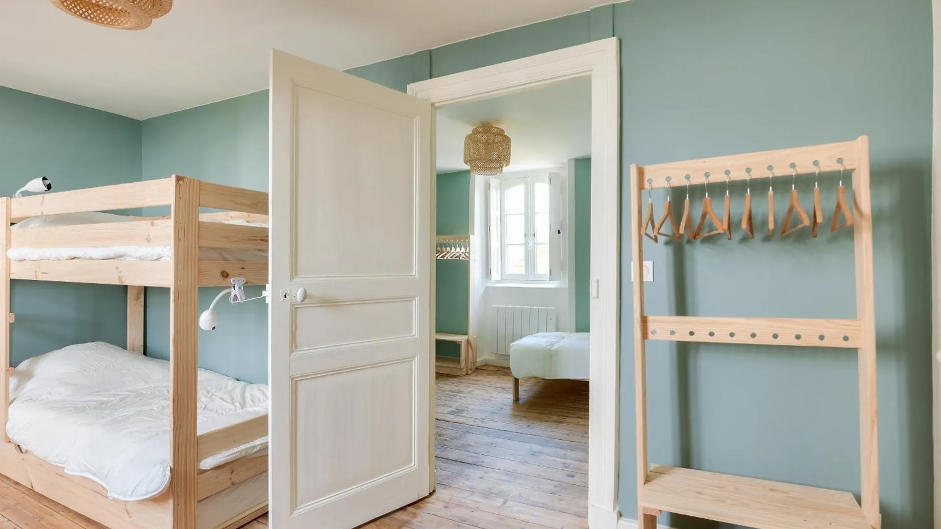 Holiday home Grande Maison Familiale Pour Un Sejour Terre-Mer Pleboulle